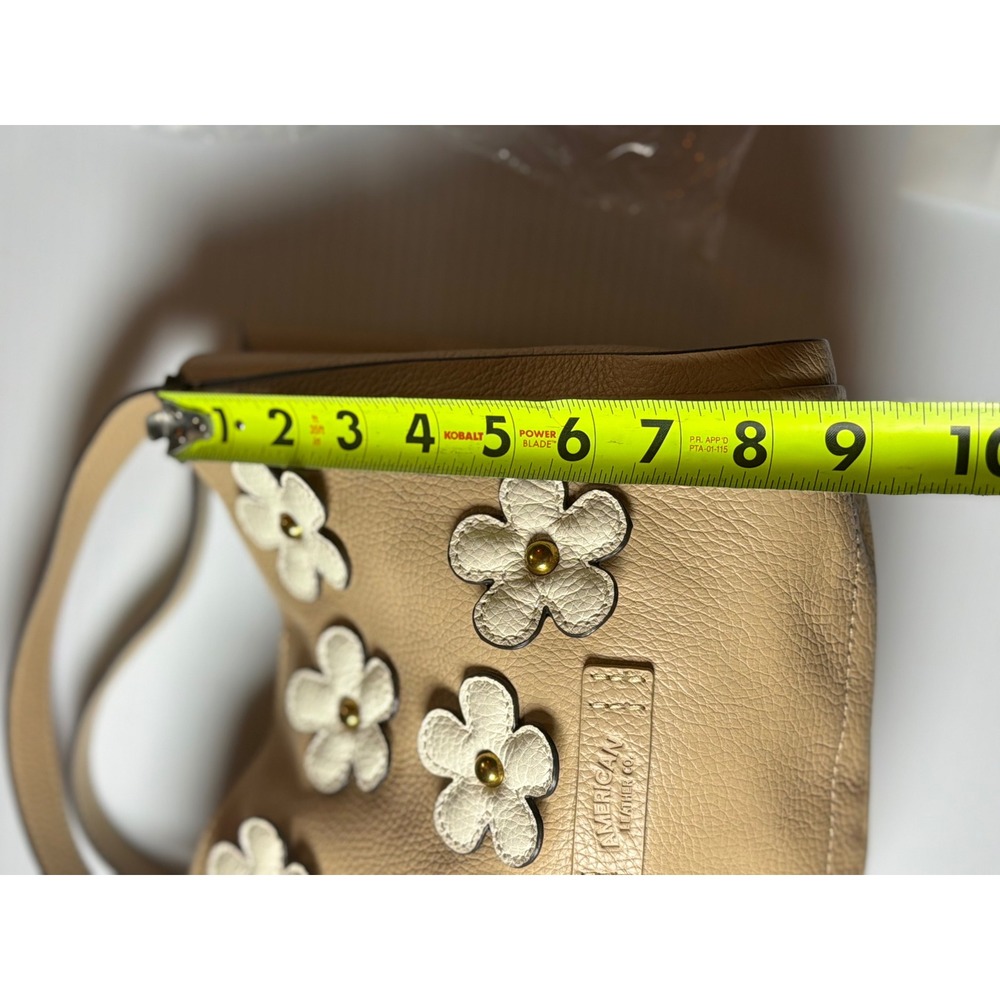 American Leather Co Auburn Petals Crossbody Macadamia White Floral OS Women Bag - Picture 10 of 12